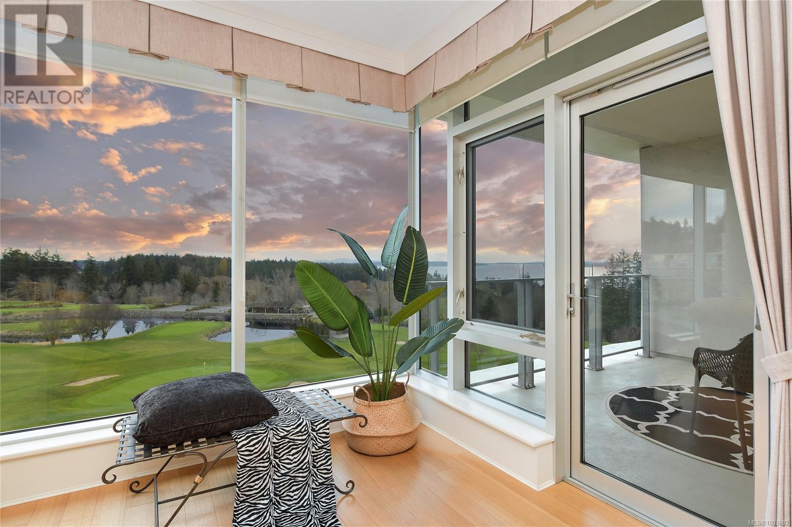 505 5332 Sayward Hill Cres, Saanich, British Columbia  V8Y 3H8 - Photo 24 - 1003692