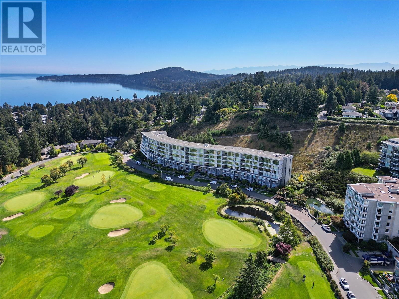 505 5332 Sayward Hill Cres, Saanich, British Columbia  V8Y 3H8 - Photo 67 - 1003692