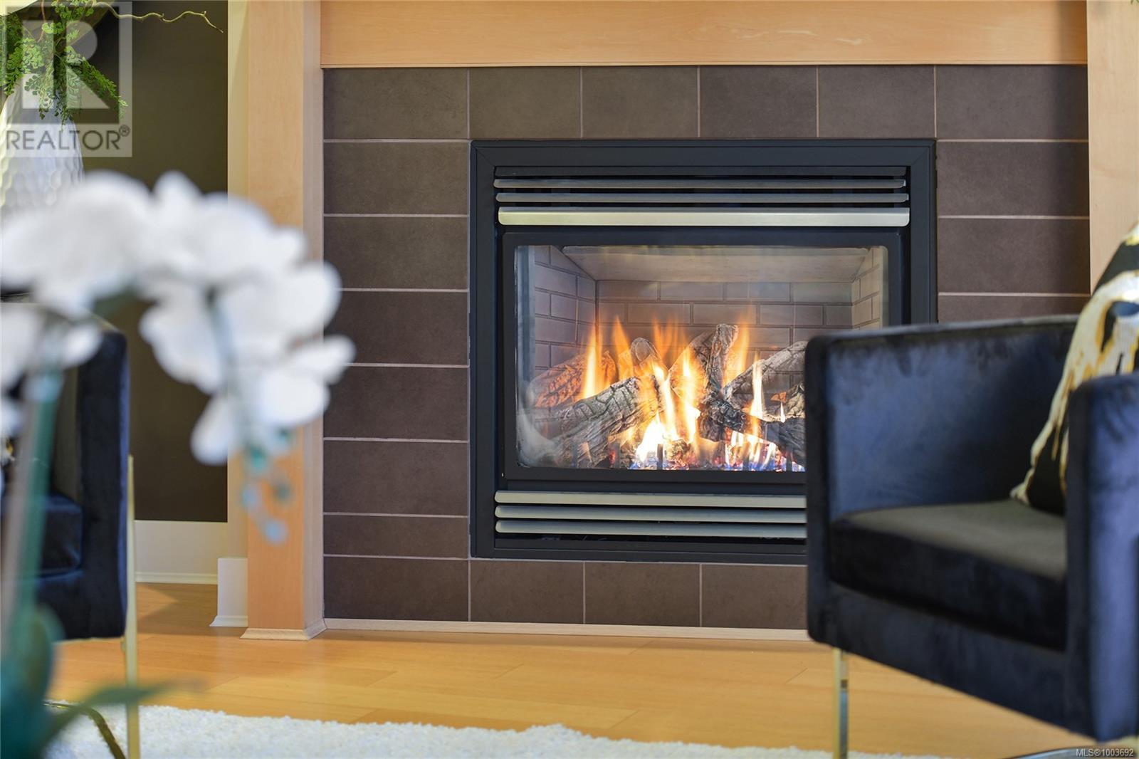 505 5332 Sayward Hill Cres, Saanich, British Columbia  V8Y 3H8 - Photo 7 - 1003692