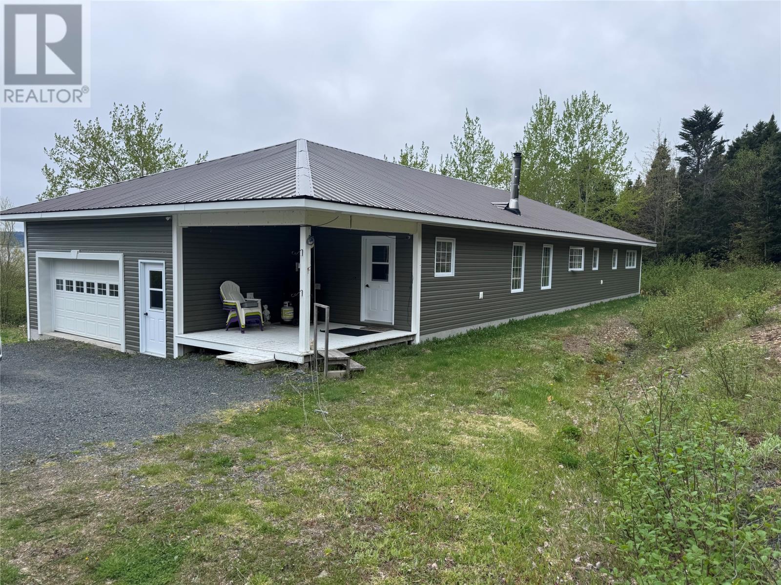 401a Main Street N, Glovertown, Newfoundland & Labrador  A0G 2L0 - Photo 2 - 1273088