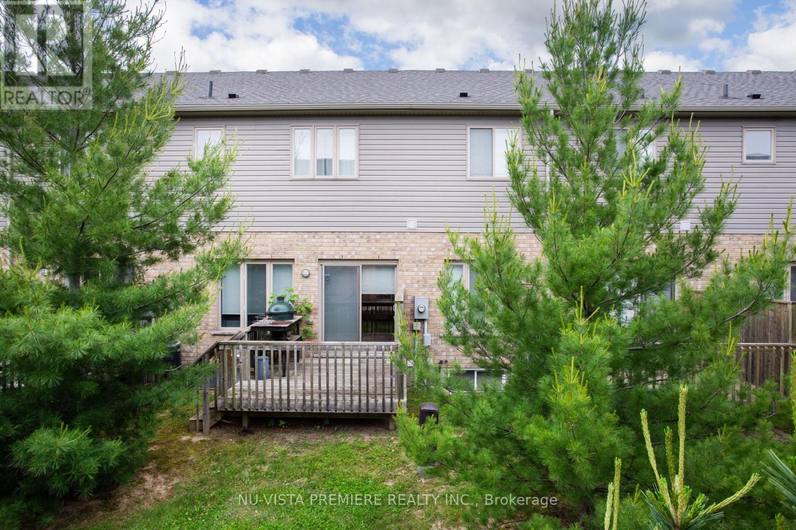11 - 1924 Cedarhollow Boulevard, London North (North D), Ontario  N5X 0K3 - Photo 37 - X12225297