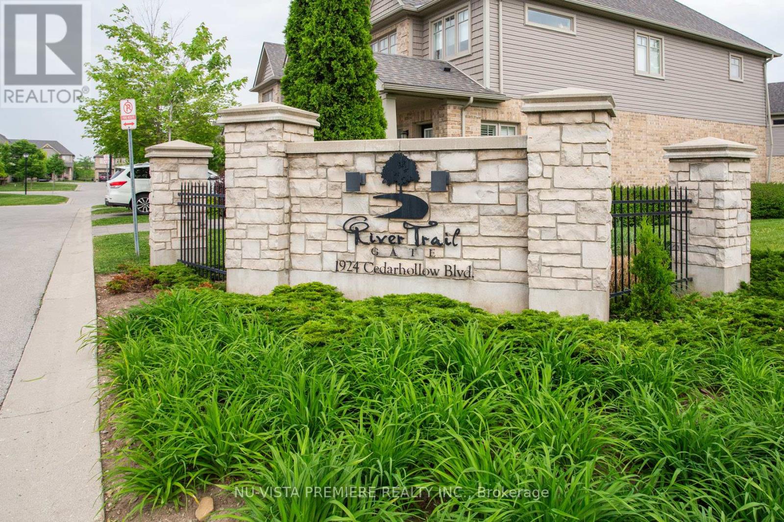 11 - 1924 Cedarhollow Boulevard, London North (North D), Ontario  N5X 0K3 - Photo 42 - X12225297