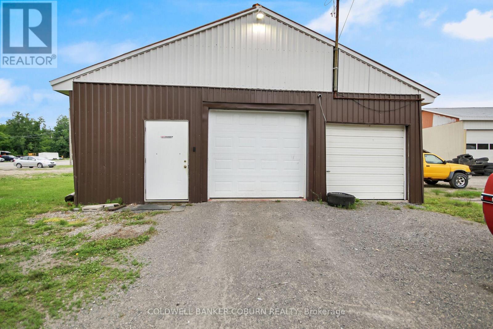 2319 Community Way, Ottawa, Ontario  K0A 2T0 - Photo 9 - X12225299