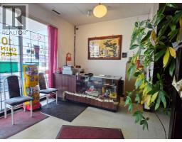 A, 4707 17 Avenue SE Forest Lawn