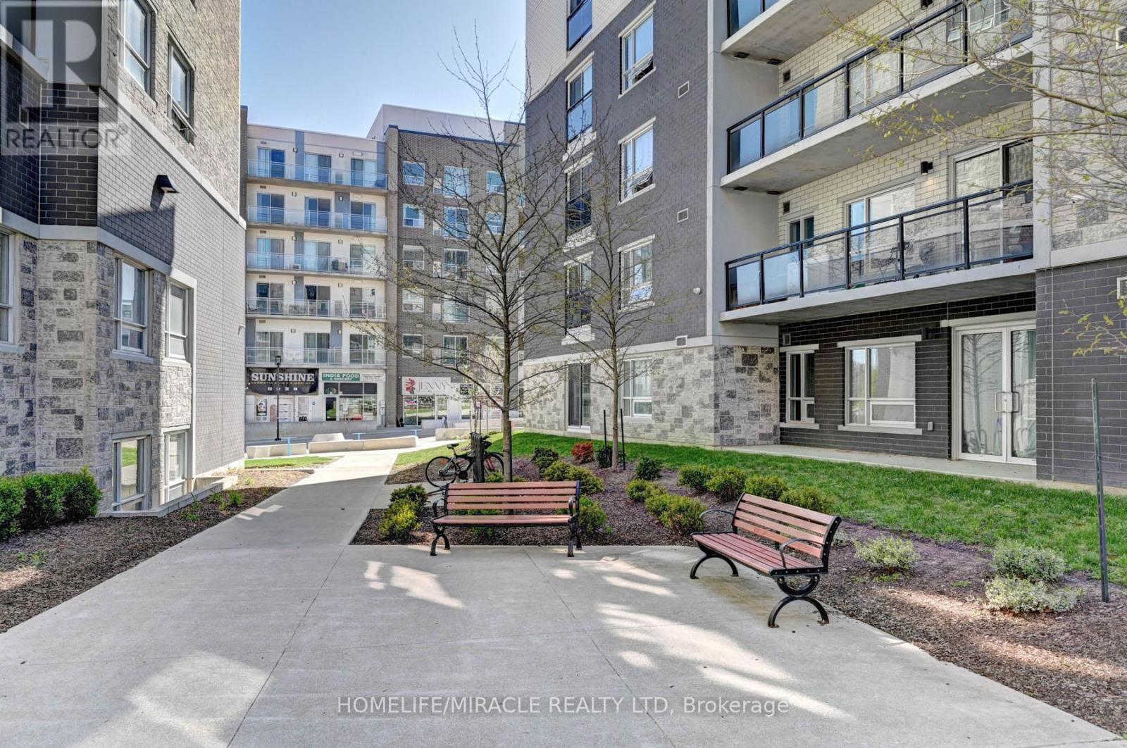 209f - 275 Larch Street, Waterloo, Ontario  N2L 3R2 - Photo 35 - X12225278