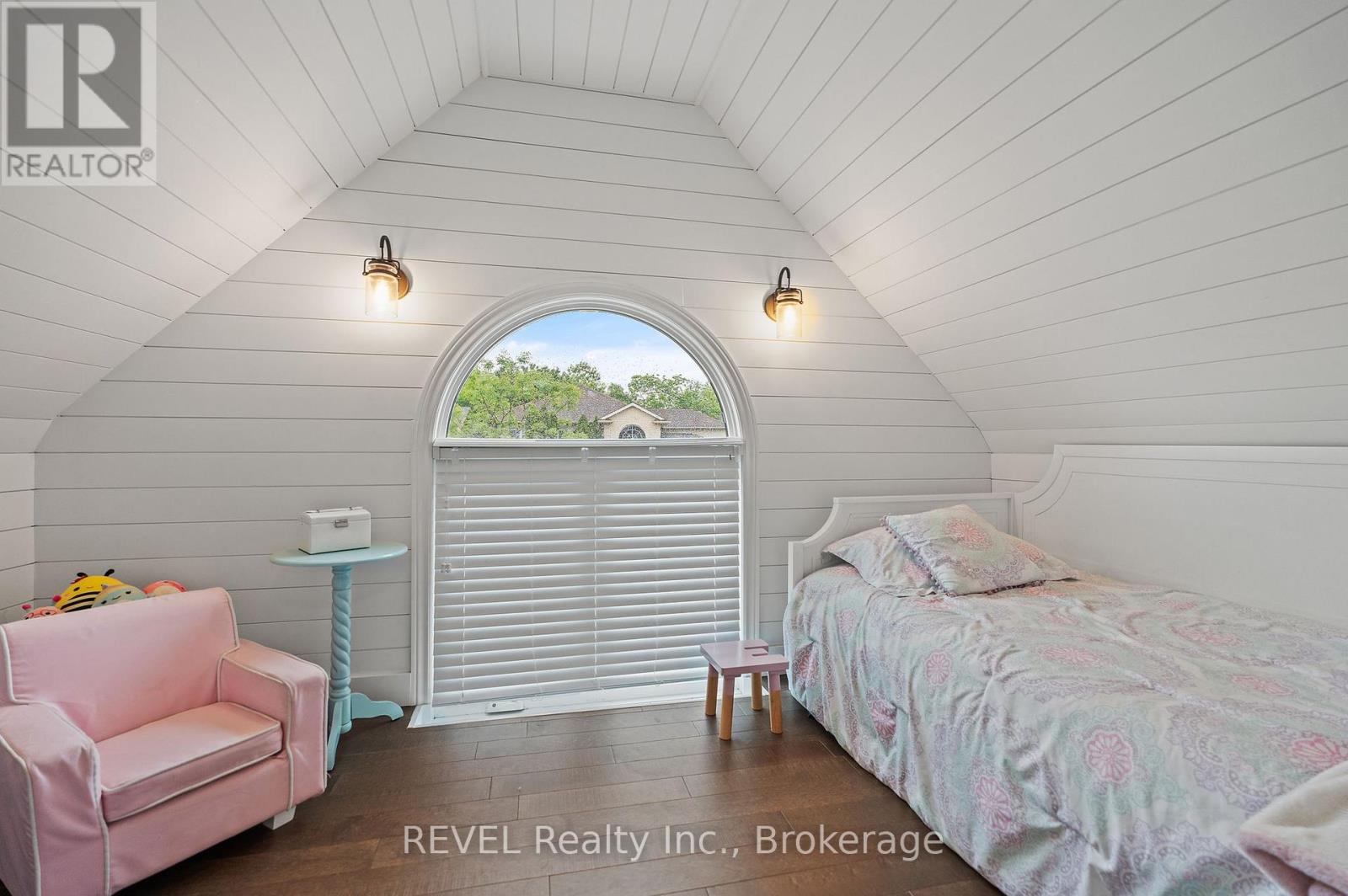 13 Breckenridge Boulevard, St. Catharines, Ontario  L2W 1A7 - Photo 30 - X12225348