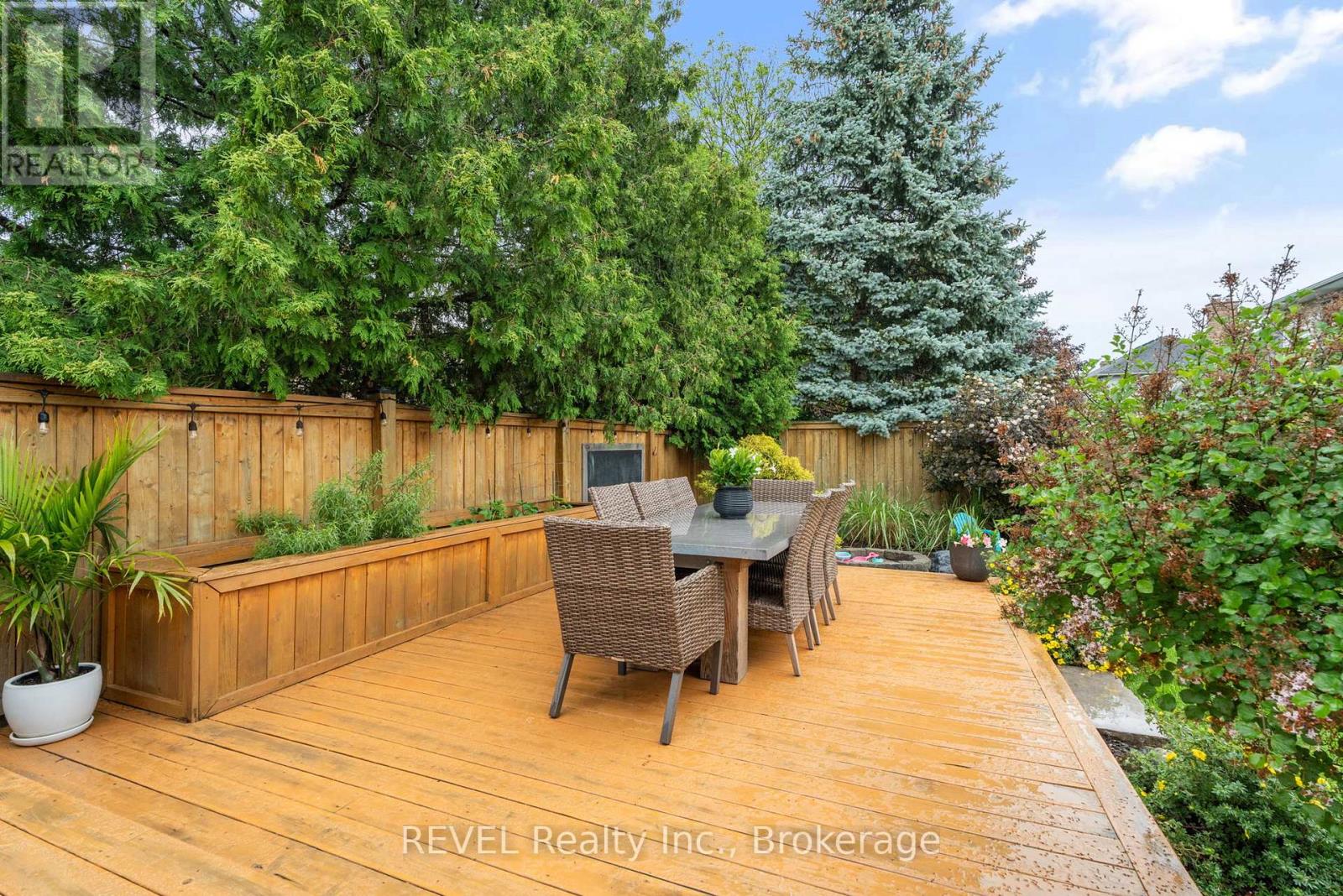 13 Breckenridge Boulevard, St. Catharines, Ontario  L2W 1A7 - Photo 40 - X12225348
