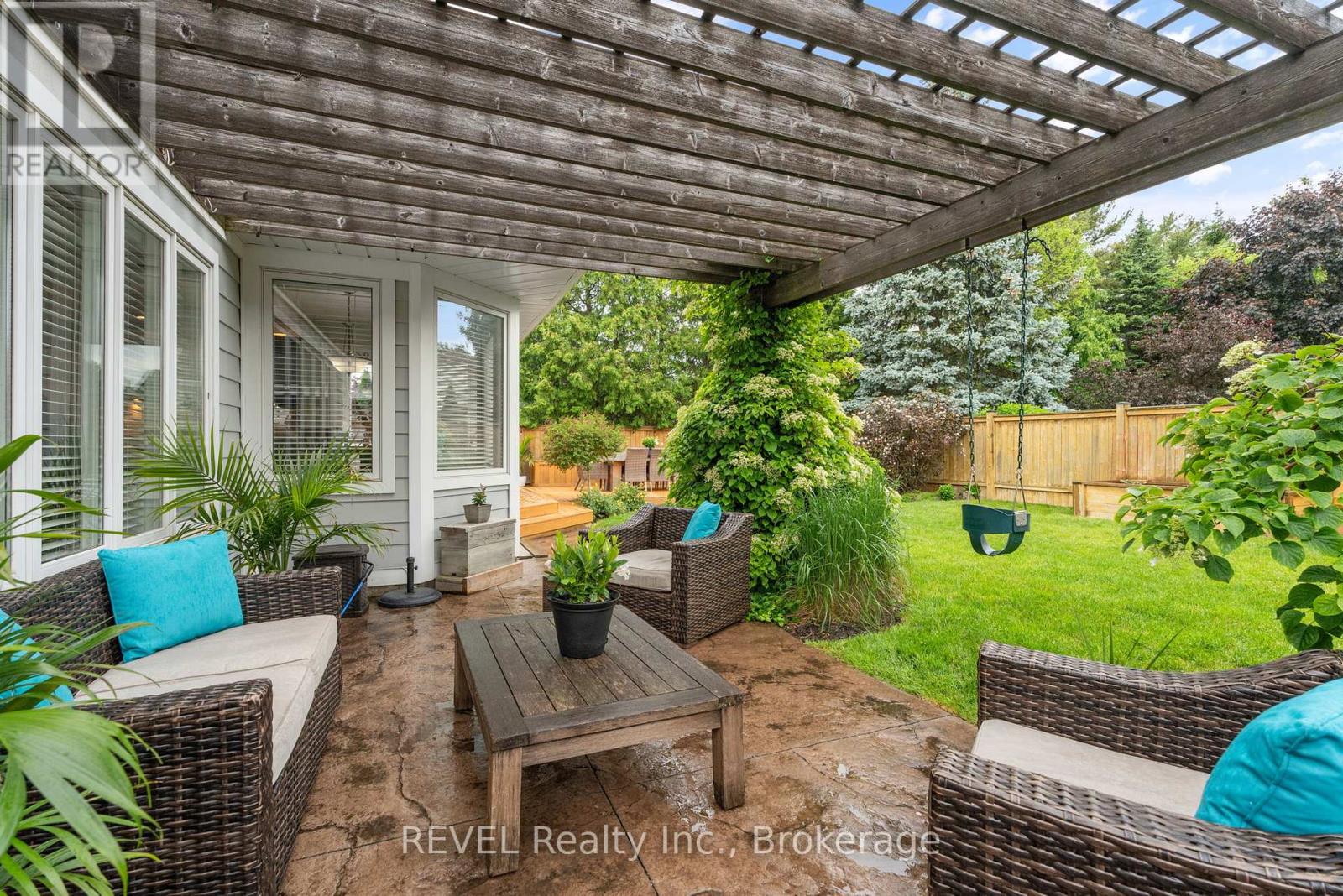 13 Breckenridge Boulevard, St. Catharines, Ontario  L2W 1A7 - Photo 42 - X12225348