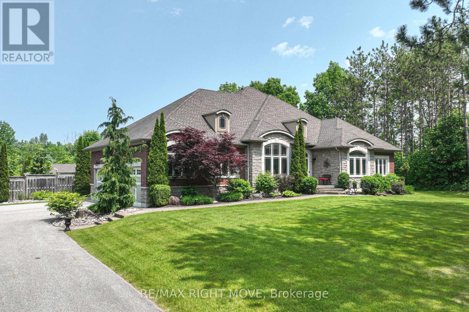 Property at 4203 PINE VALLEY LANE image 4