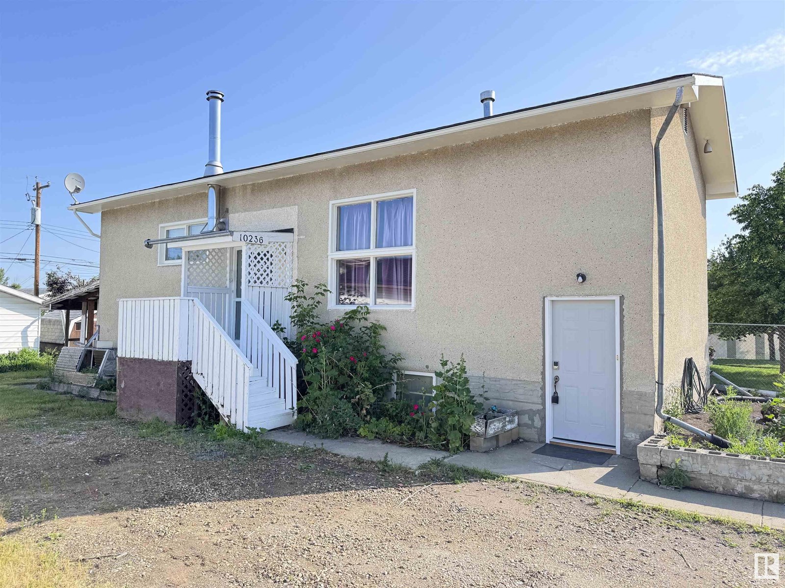 10236 106 ST, Westlock, Alberta