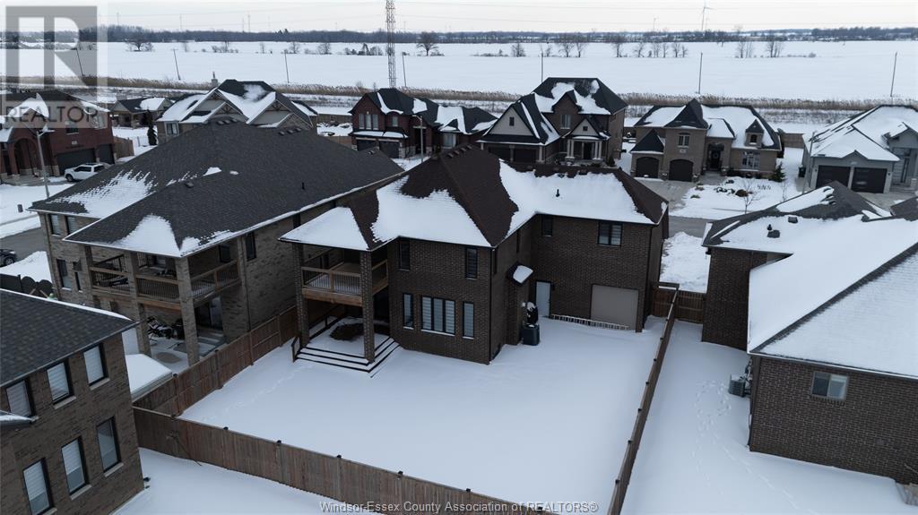 889 Lakewood, Lakeshore, Ontario  N0R 1A0 - Photo 45 - 25015231