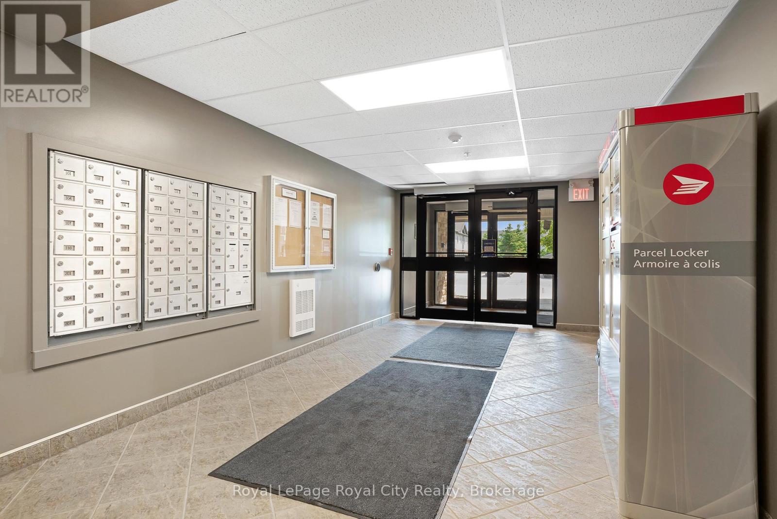 Property at 214 - 45 KINGSBURY SQUARE image 4
