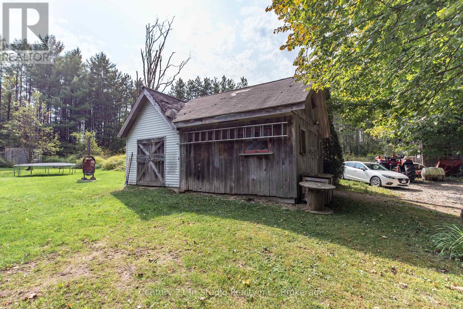 553308 Grey Road 23, West Grey, Ontario  N0C 1K0 - Photo 13 - X12225429