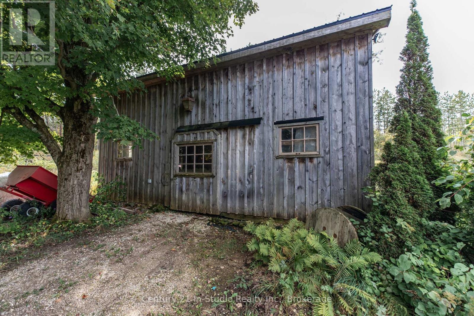 553308 Grey Road 23, West Grey, Ontario  N0C 1K0 - Photo 15 - X12225429