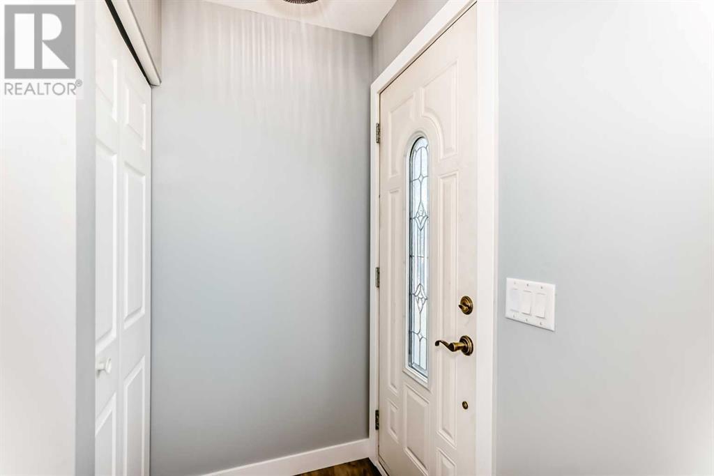 Property at 9408 5 Street SE image 2