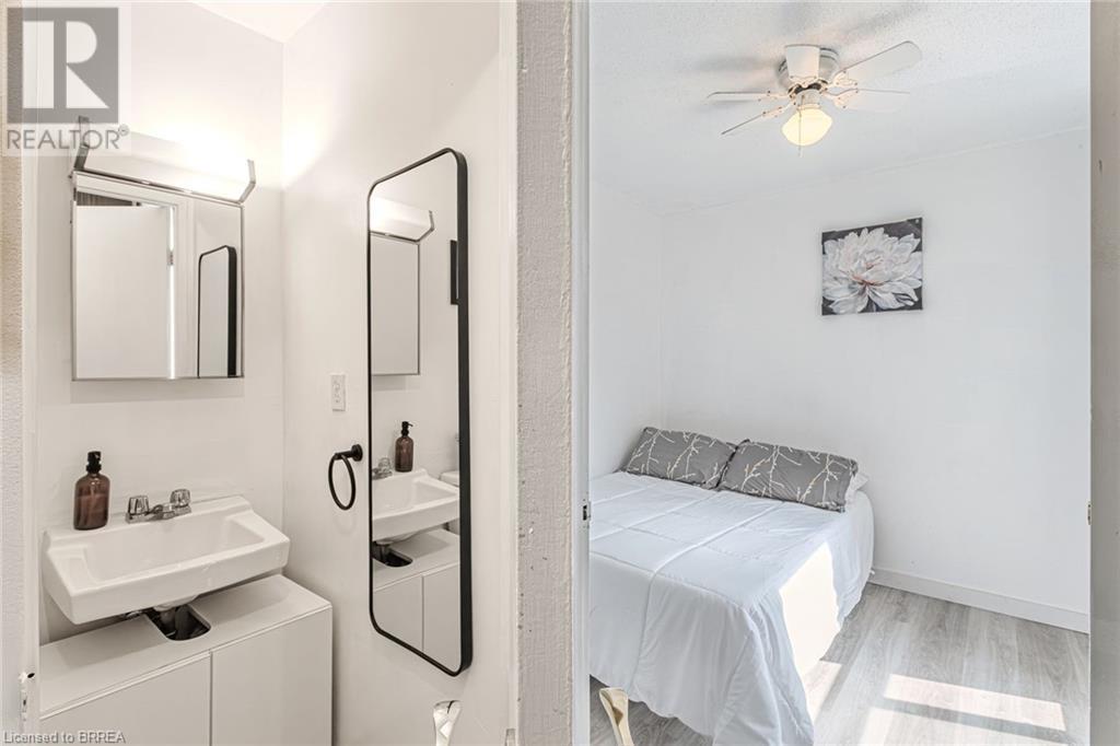 36 Hayhurst Road Unit# 316, Brantford, Ontario  N3R 6Y9 - Photo 18 - 40739020