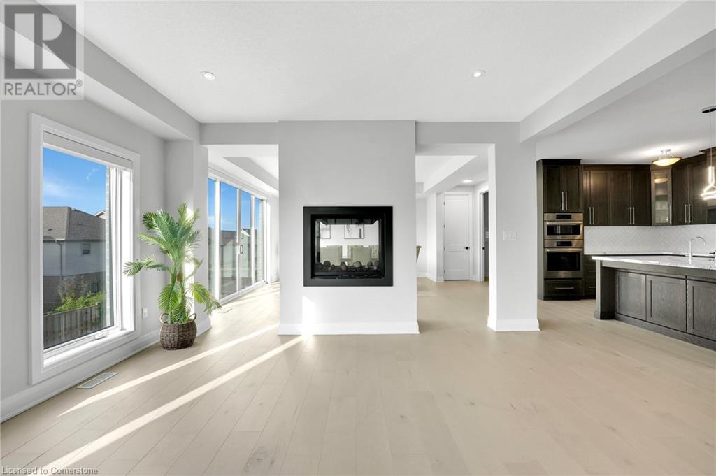 Property at 554 BRIDGEMILL Crescent image 5