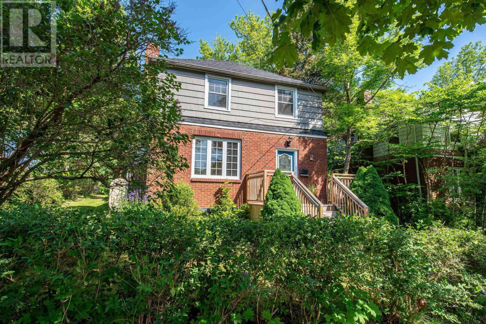 Property at 5680 Drummond Court image 2