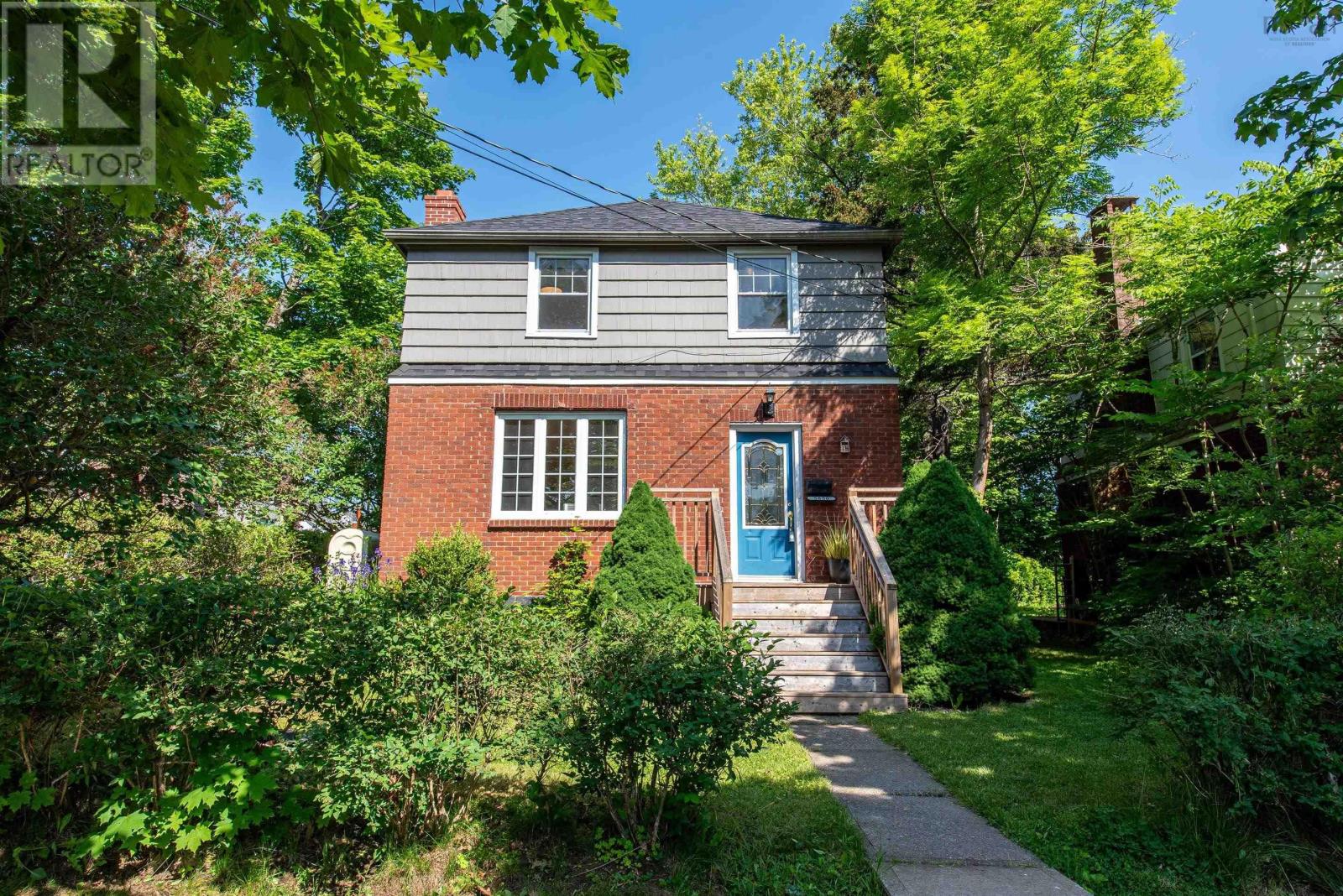 Property at 5680 Drummond Court image 1