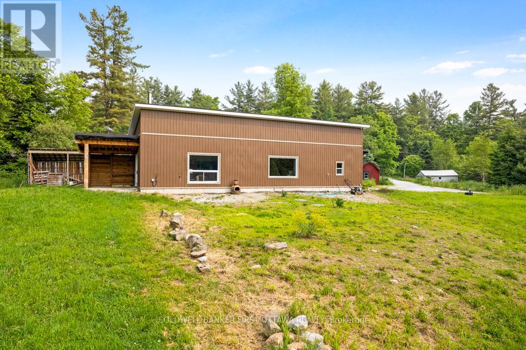 301 Maberly Station Road, Tay Valley, Ontario  K0H 2B0 - Photo 23 - X12225386