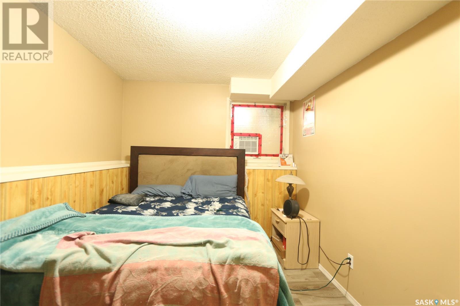 925 Montague Street, Regina, Saskatchewan  S4T 3H4 - Photo 12 - SK009688