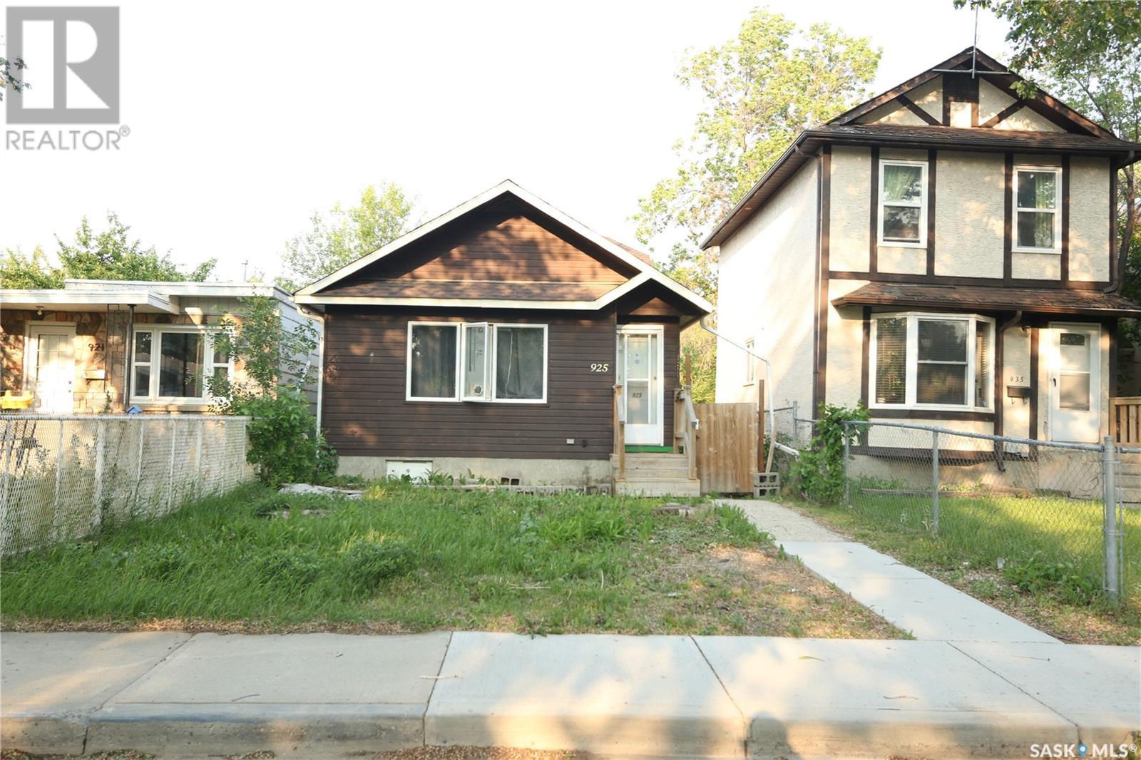 925 Montague Street, Regina, Saskatchewan  S4T 3H4 - Photo 29 - SK009688