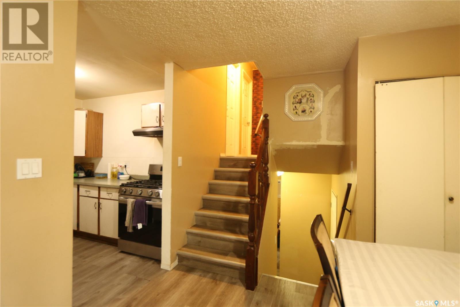 925 Montague Street, Regina, Saskatchewan  S4T 3H4 - Photo 6 - SK009688
