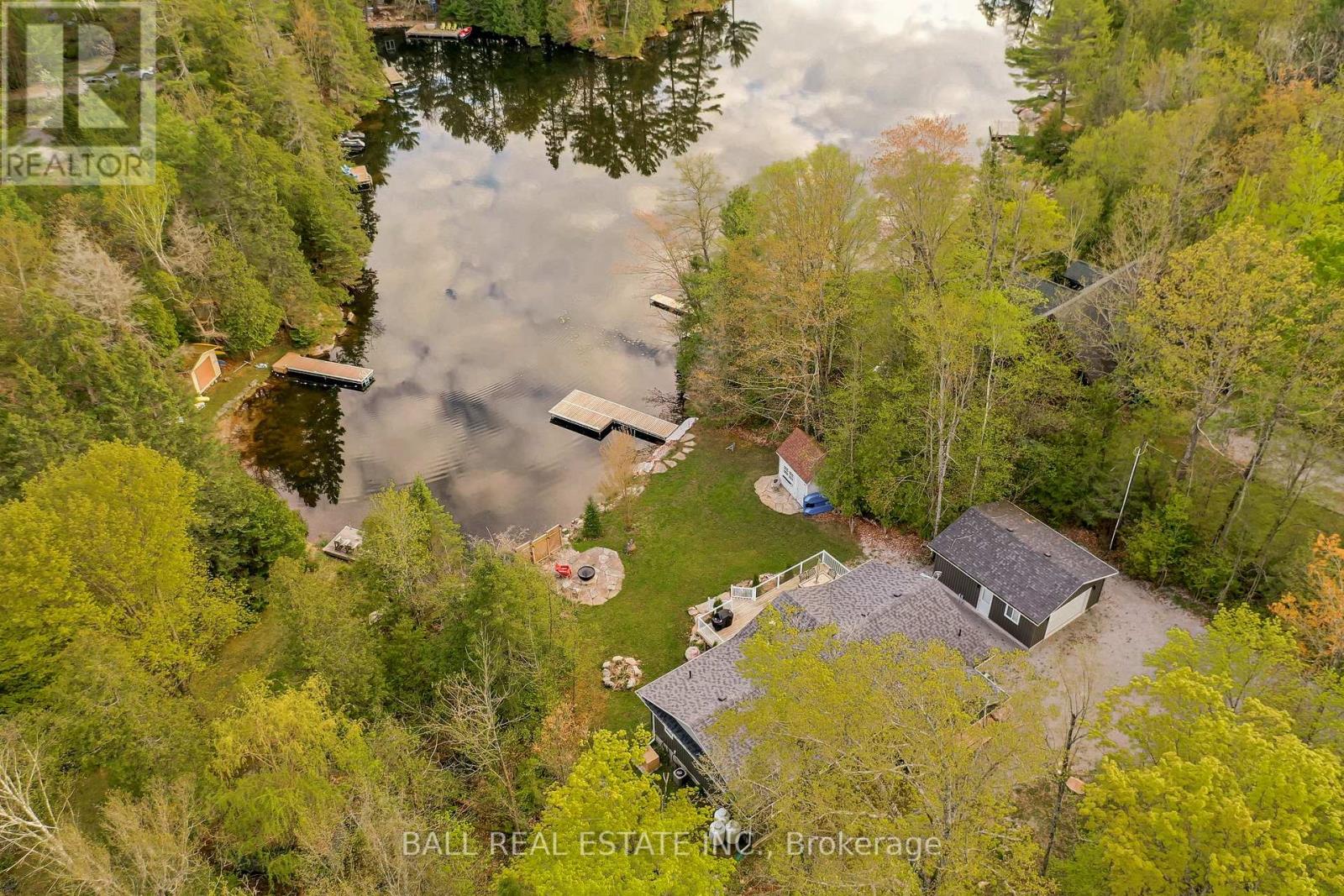 Property at 405 PHILRICK DRIVE image 2