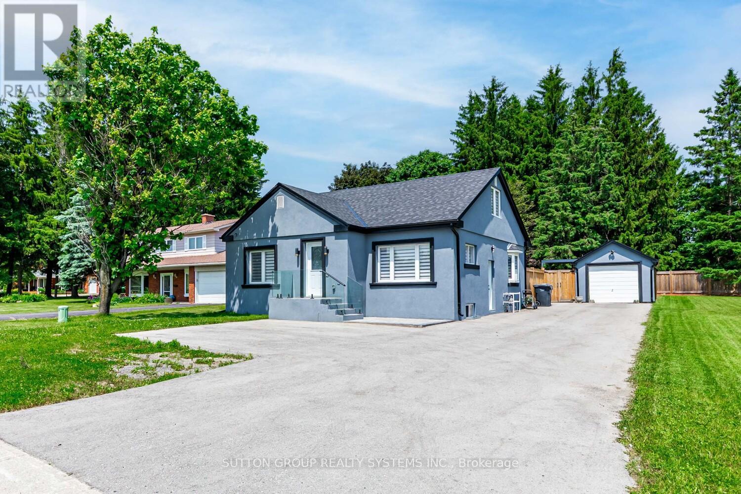 Property at 18493 HURONTARIO STREET image 2