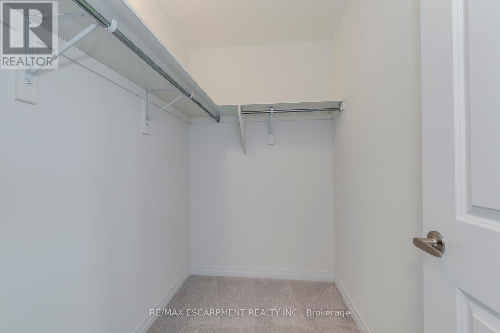 3262 Crystal Drive, Oakville, Ontario  L6M 4K1 - Photo 34 - W12225425