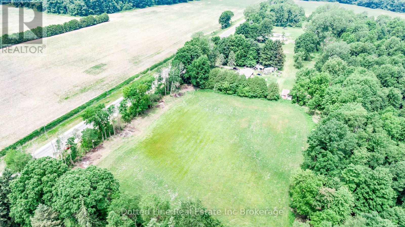 30101 Peter Road, Chatham-Kent, Ontario  N0P 1C0 - Photo 1 - X12220893