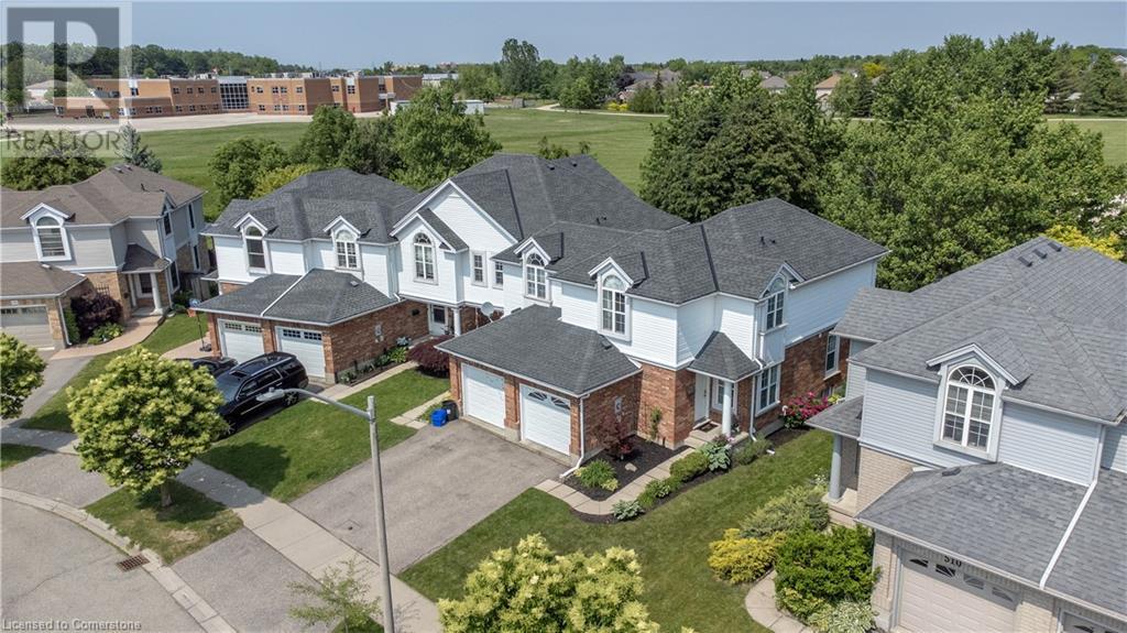 Property at 512 MAYFLOWER Street image 2