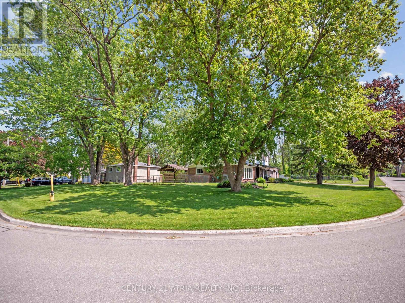 Property at 7 MAY AVENUE image 4