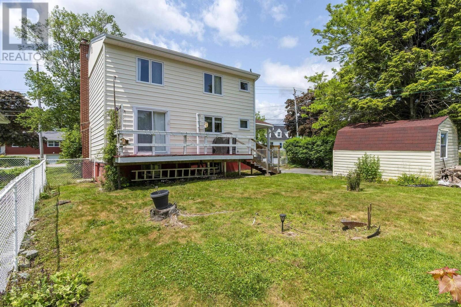 Property at 16 Limardo Drive image 4