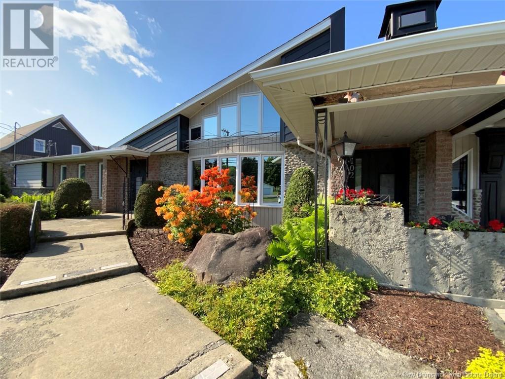Property at 102 Principale Street image 3
