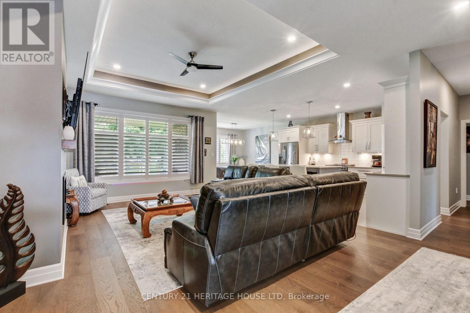 184 Kettle Creek Drive, Central Elgin, Ontario  N0L 1B0 - Photo 10 - X12225687