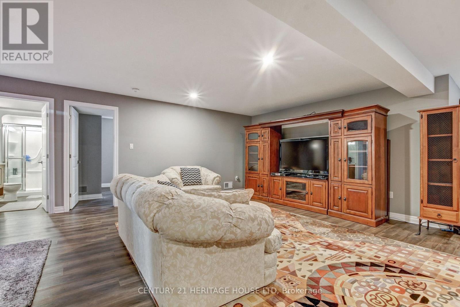 184 Kettle Creek Drive, Central Elgin, Ontario  N0L 1B0 - Photo 25 - X12225687