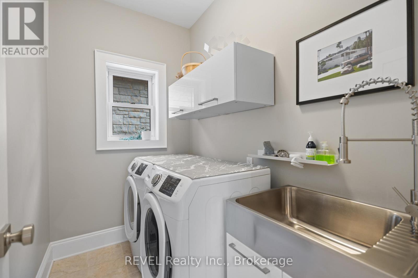 34 Raiana Drive, Niagara-On-The-Lake, Ontario  L0S 1T0 - Photo 14 - X12225713