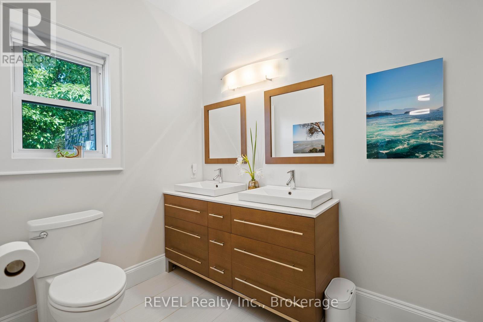 34 Raiana Drive, Niagara-On-The-Lake, Ontario  L0S 1T0 - Photo 25 - X12225713