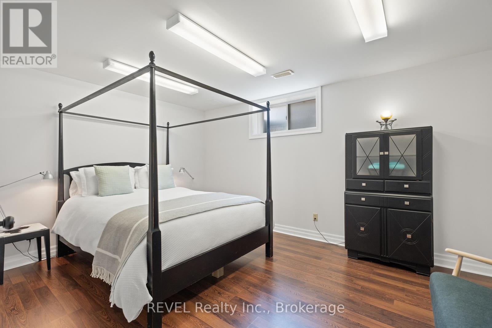 34 Raiana Drive, Niagara-On-The-Lake, Ontario  L0S 1T0 - Photo 32 - X12225713