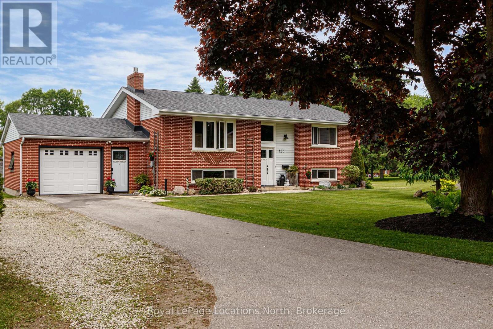 Property at 128 MONTGOMERY STREET image 1