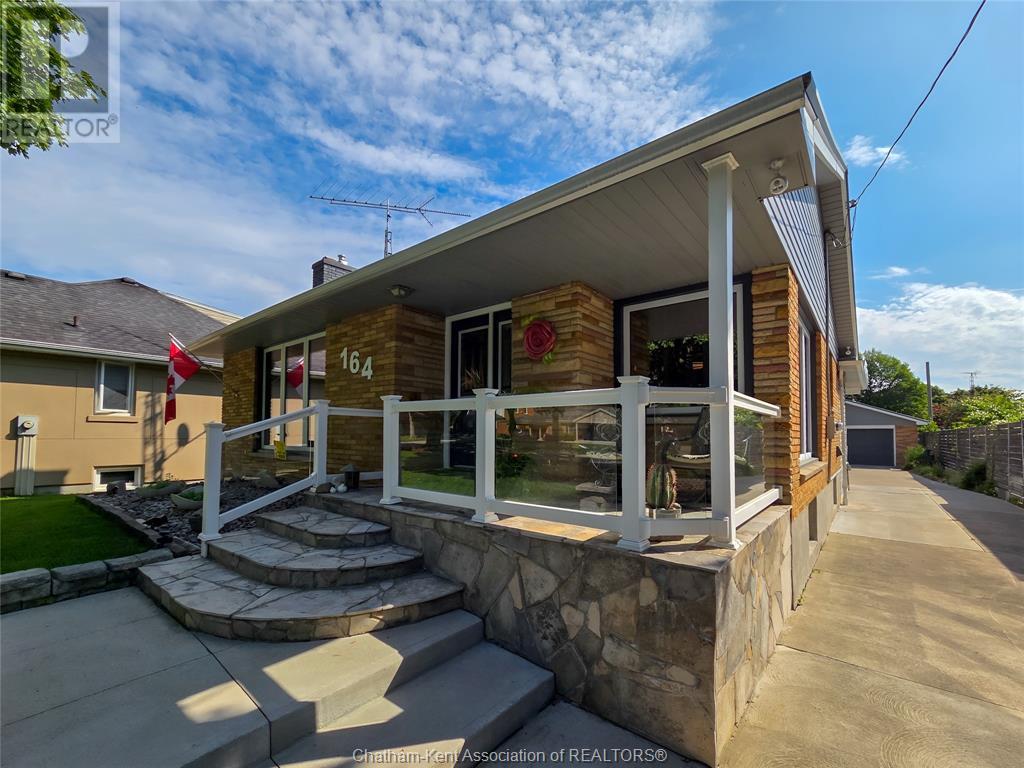 Property at 164 LLYDICAN AVENUE image 4