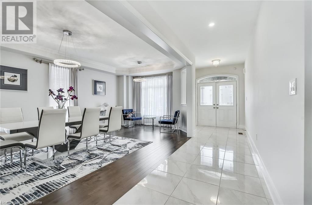 Property at 39 AVANTI Crescent image 4