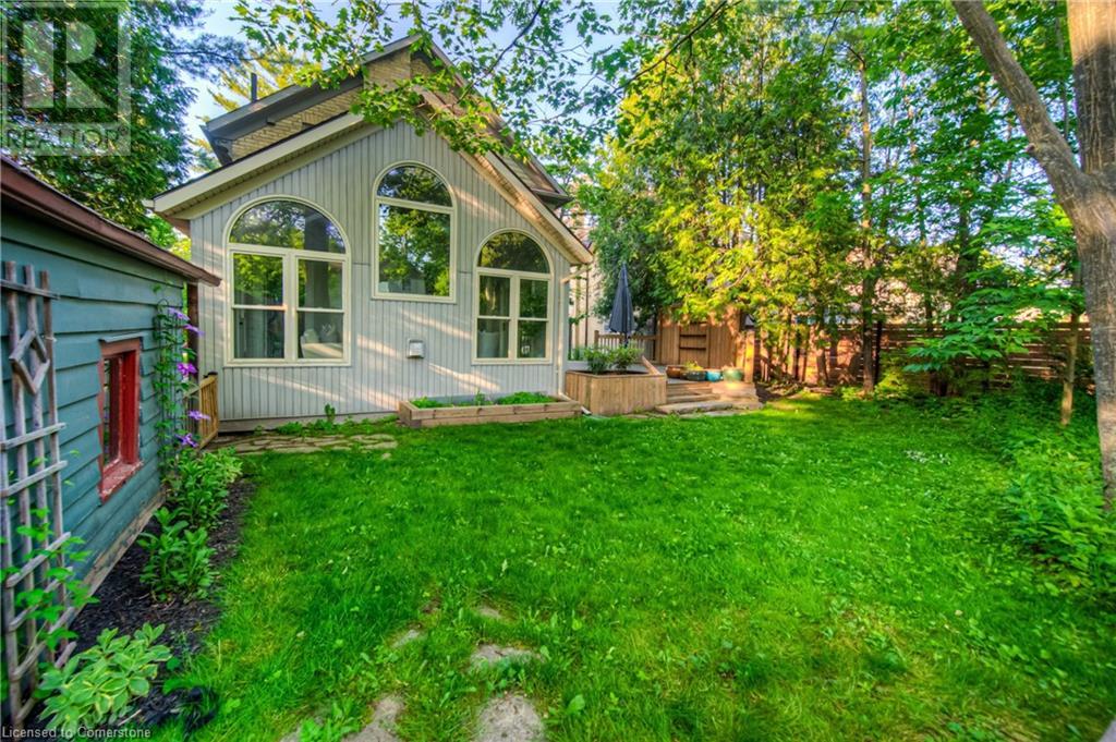 Property at 19 ROLAND Street image 2