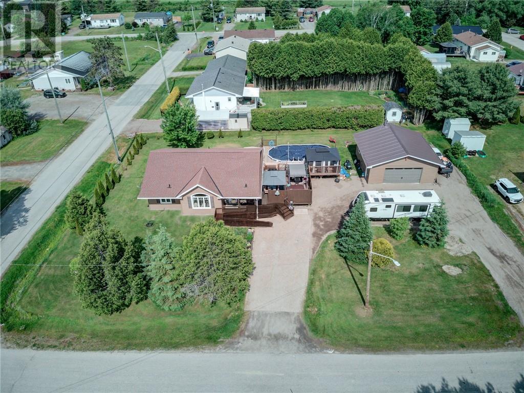 18 Jessup Street, Cache Bay, Ontario  P0H 1G0 - Photo 2 - 2122865