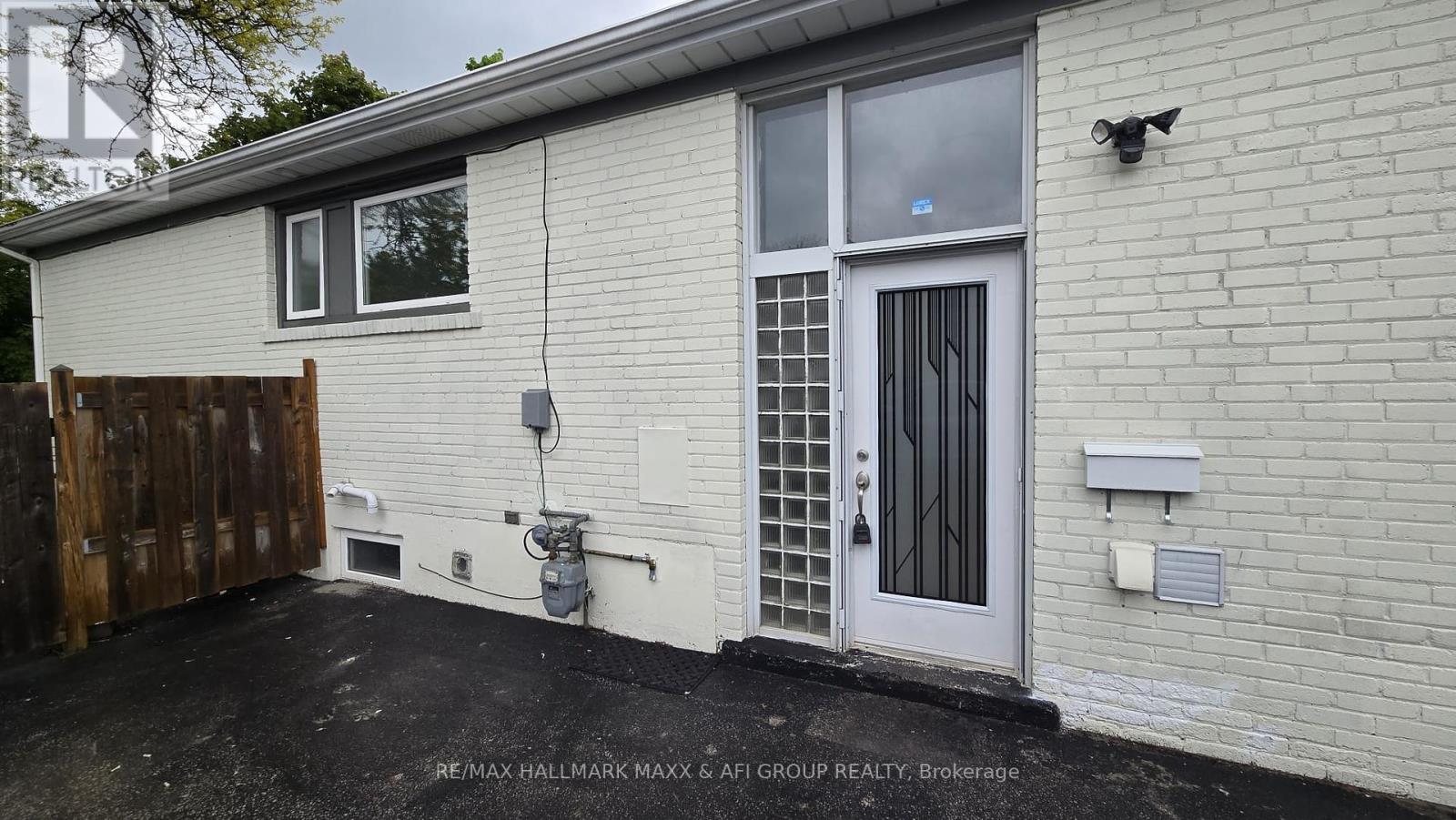 Property at 319 TAYLOR MILLS DRIVE N image 2