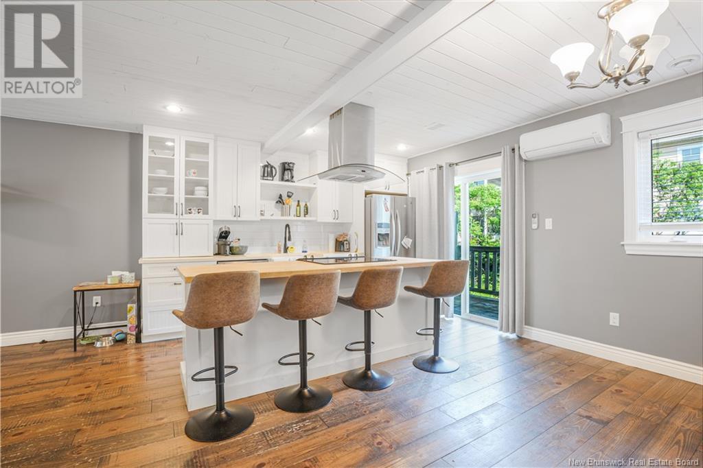 Property at 19 Brownstone Lane image 3