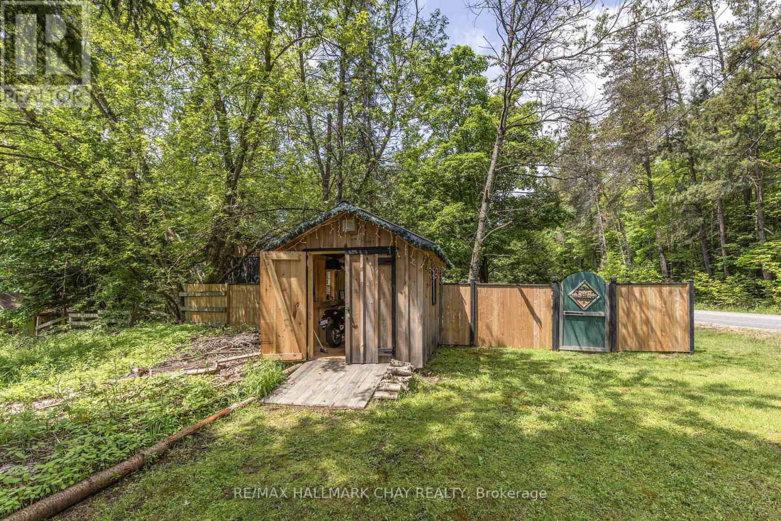 1465 Falkenburg Road, Muskoka Lakes (Monck (Muskoka Lakes)), Ontario  P1L 1X4 - Photo 21 - X12218843