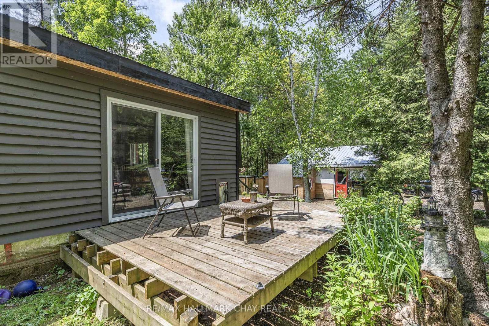 1465 Falkenburg Road, Muskoka Lakes (Monck (Muskoka Lakes)), Ontario  P1L 1X4 - Photo 3 - X12218843