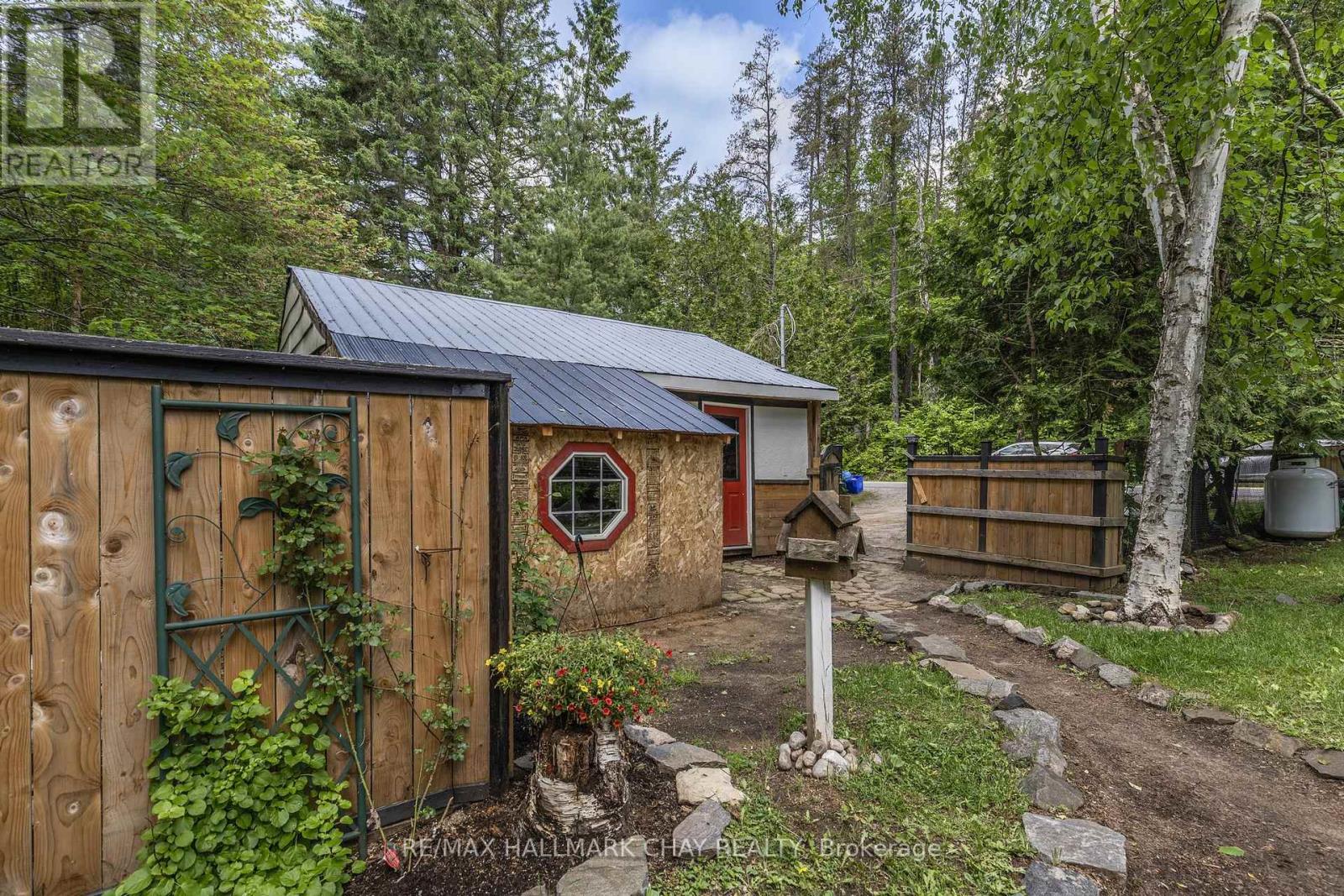 1465 Falkenburg Road, Muskoka Lakes (Monck (Muskoka Lakes)), Ontario  P1L 1X4 - Photo 25 - X12218843